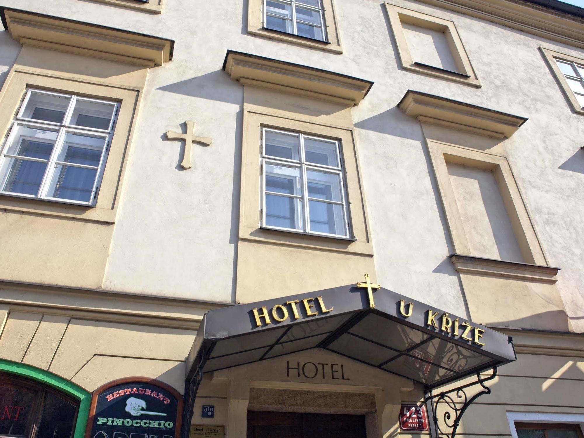 Hotel U Krize Prague Ngoại thất bức ảnh